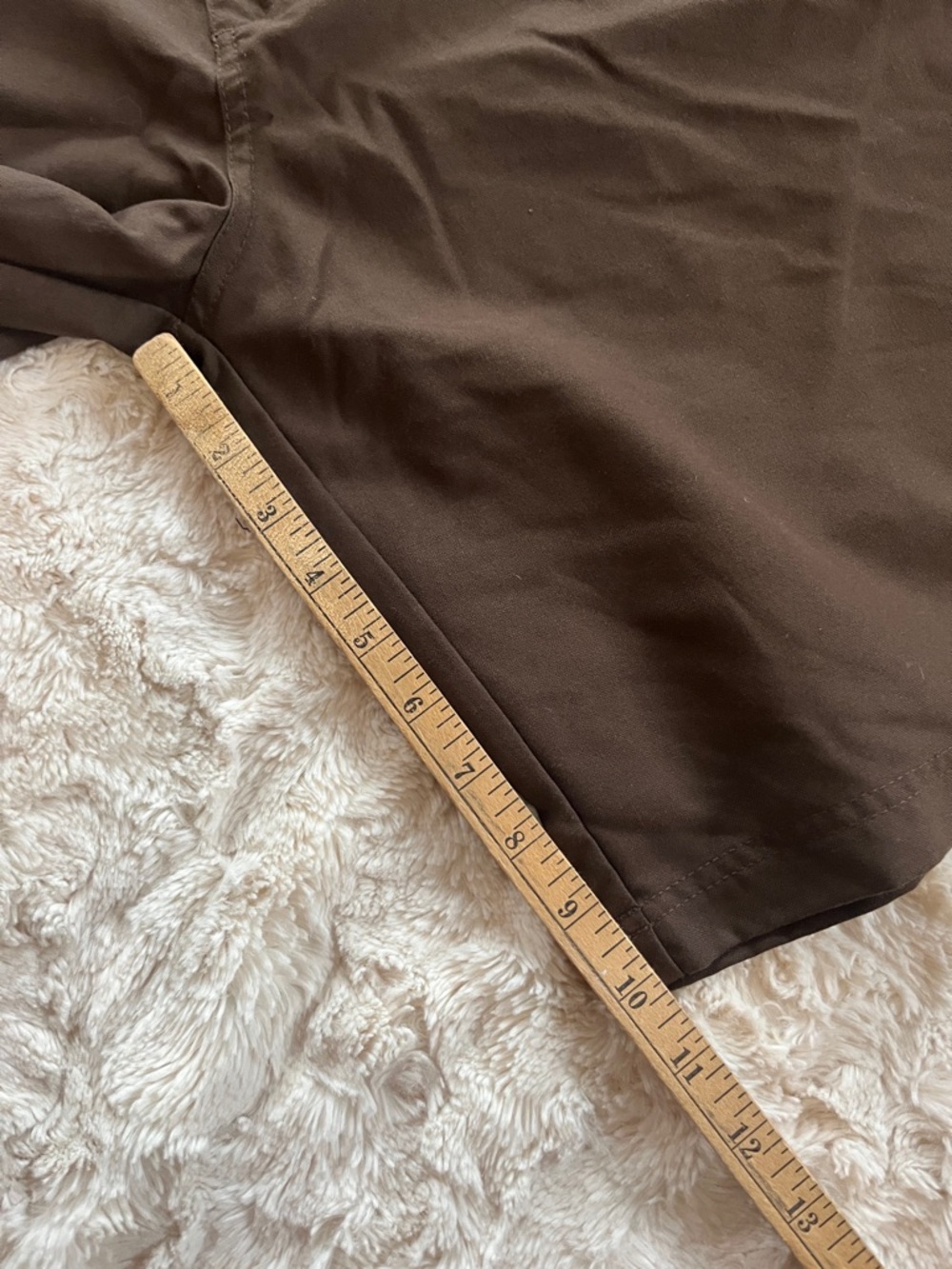 Quiksilver Men's Brown Flat Front Shorts - Picture 7 of 7